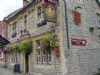 Click here for Queens Head Ye Glastonbury Somerset's Pubsulike Web Pages.